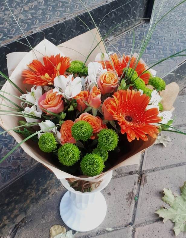 Букет цветов из: Герберы, Хризантемы, Альстромерии и Розы в Мурыгино