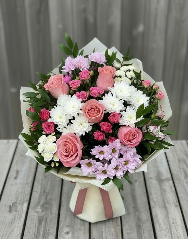 Букет цветов из: Альстромерии, Гвоздики, Розы и Хризантемы в Мурыгино