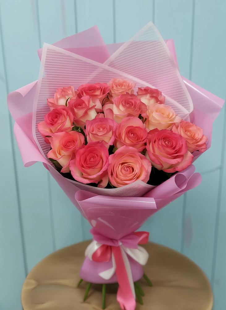 Букет 15 Розовых роз Равель в Мурыгино