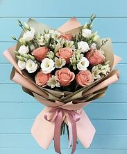 Букет цветов из:  Розы, Альстромерии и Лизиантусы в Мурыгино