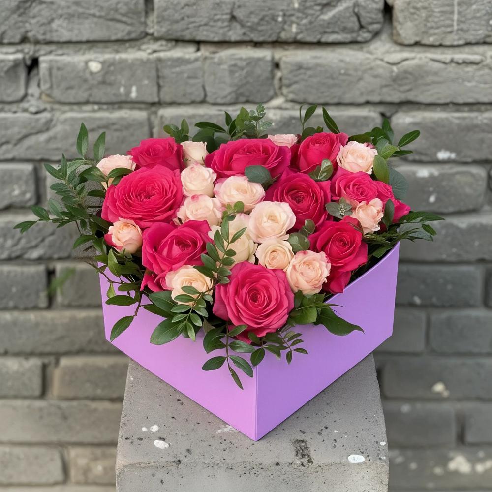 Цветочная композиция из Розы в коробке в Мурыгино