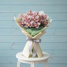 Букет цветов из:  Орхидеи и Розы в Мурыгино