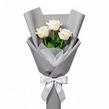 Букет 3 белые розы в Мурыгино
