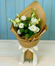 Букет цветов из:  Хризантемы и Лизиантусы в Мурыгино