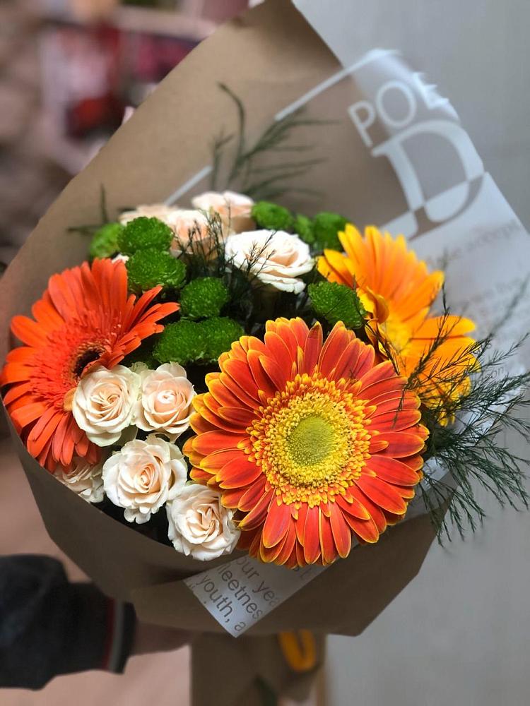 Букет цветов из: Герберы, Хризантемы и Розы в Мурыгино