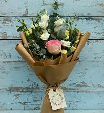 Букет цветов из:  Розы и Лизиантусы в Мурыгино