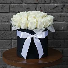 Цветочная композиция из Розы в шляпной коробке #REPLACE_PRED# Мурыгино