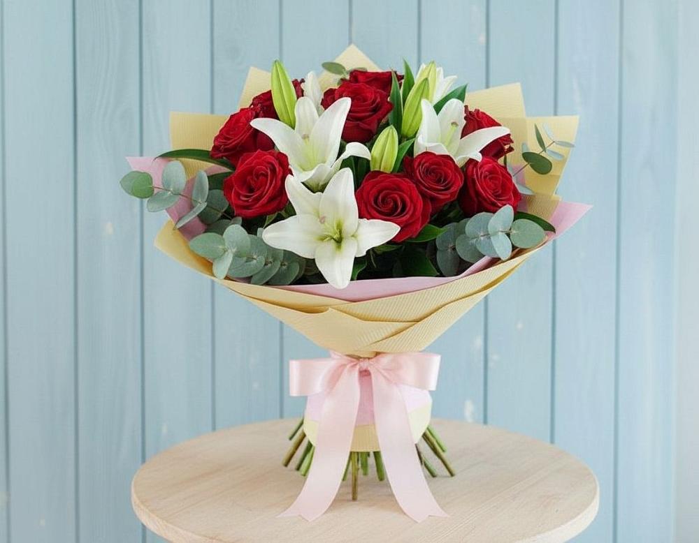 Букет цветов из: Лилии и Розы в Мурыгино